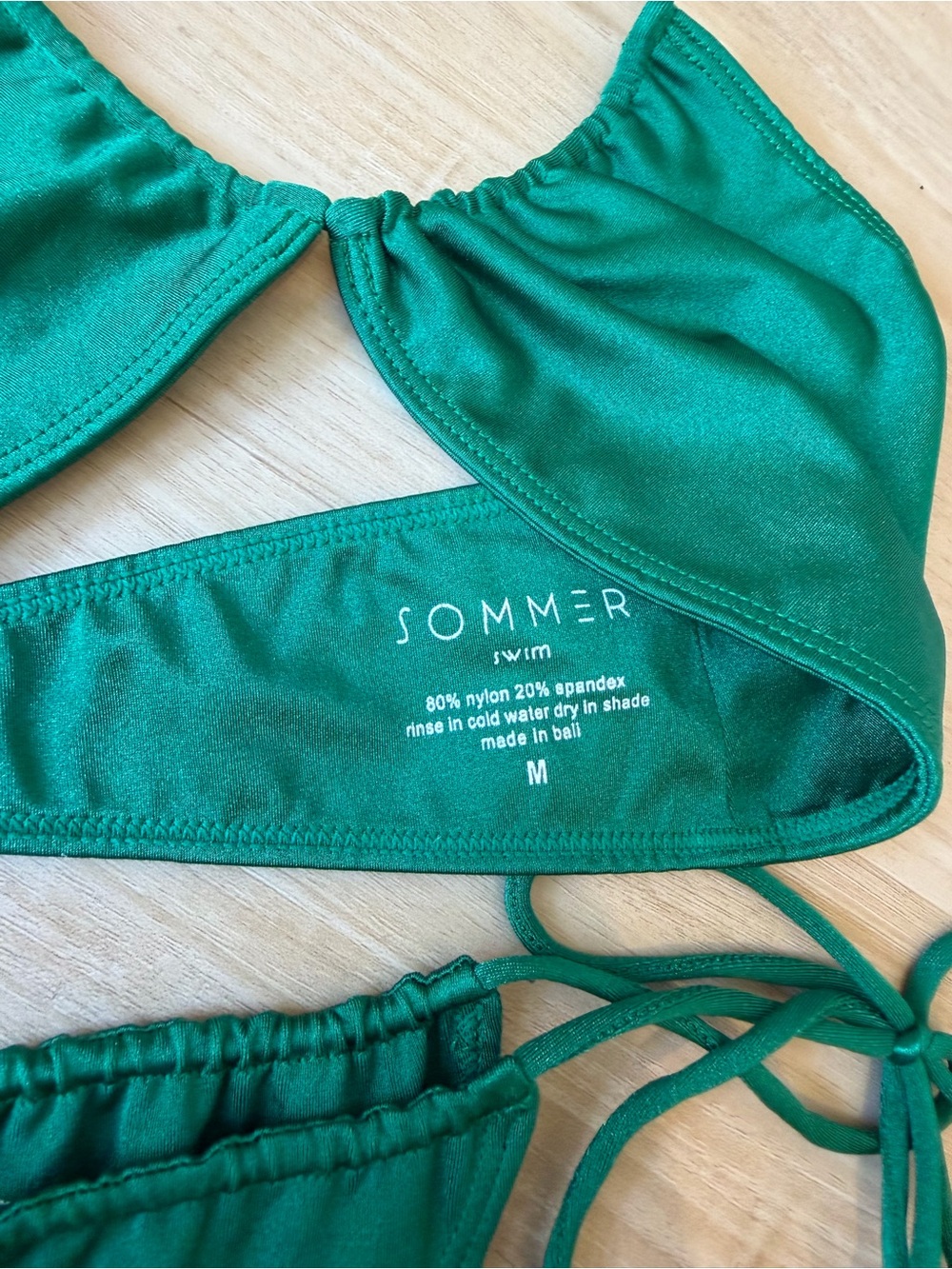 Sommer swim emerald green bikini. Small bottoms/Medium top. New with tags! - Picture 4 of 5